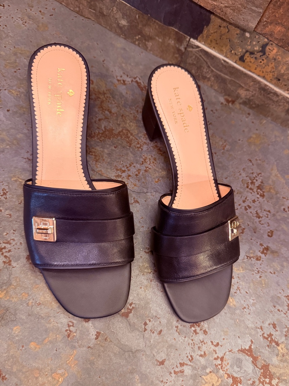 kate spade phoebe style size 10 Black Leather Block Heel Slide Sandals